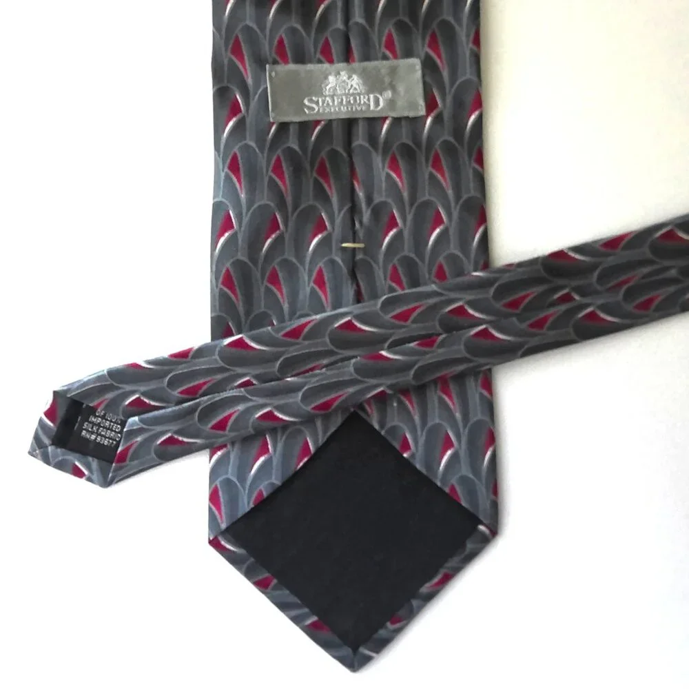 Vtg Stafford Executive Men's Silk Necktie Retro Red Gray & White Geometric EUC
